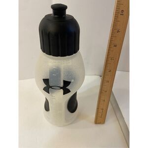 UA Under‎ Armour water bottle 35 Oz